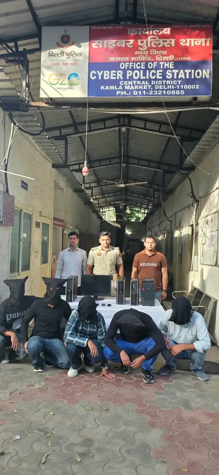 दिल्ली पुलिस ने रंजीत नगर में दो फर्जी जॉब कॉल सेंटर का भंडाफोड़ किया, 11 गिरफ्तार
