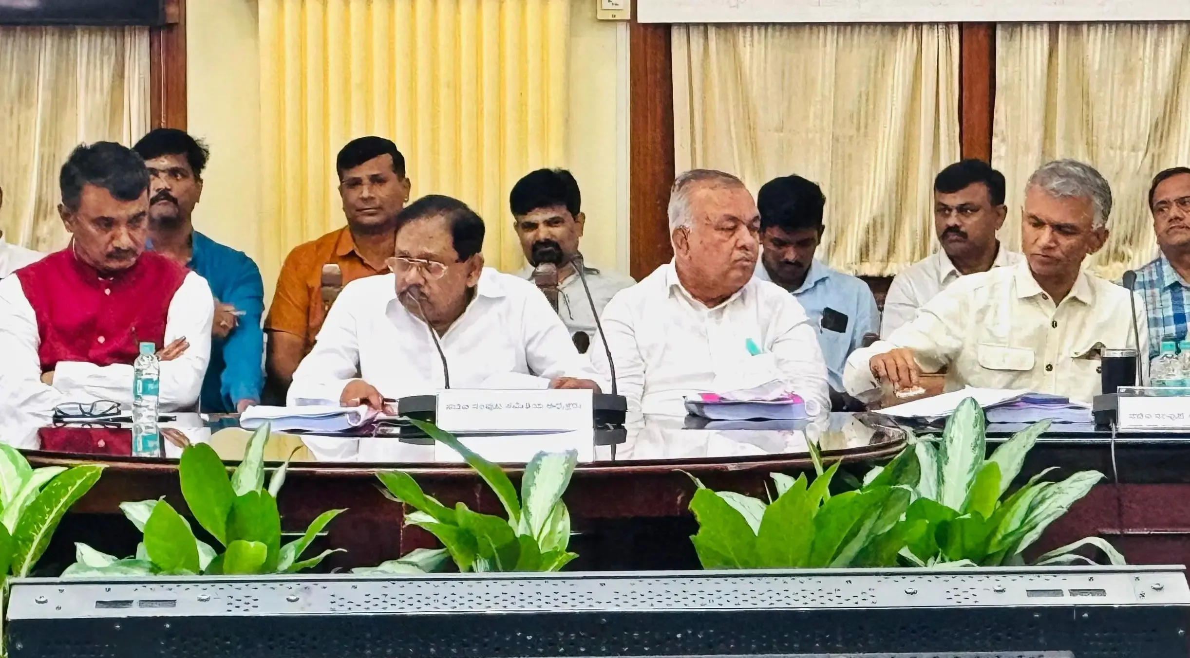 Karnataka's Controversial Shrine: Congress Government Seeks Resolution