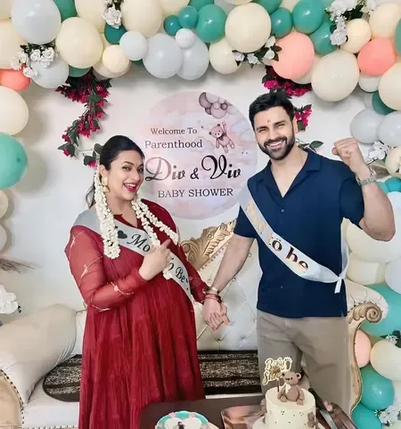 Divyanka Tripathi's Late-Night Dessert Cravings: Vivek Dahiya Comes to Her Aid