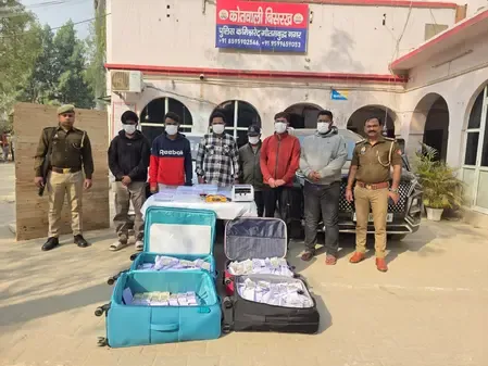 दो गुना पैसे देने के नाम पर ठगी करने वाले अंतरराज्यीय गैंग का पर्दाफाश, छह आरोपी गिरफ्तार
