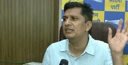 Delhi SIR drops 47.7 lakh voters; AAP demands ECI explanation, Gupta govt resignation