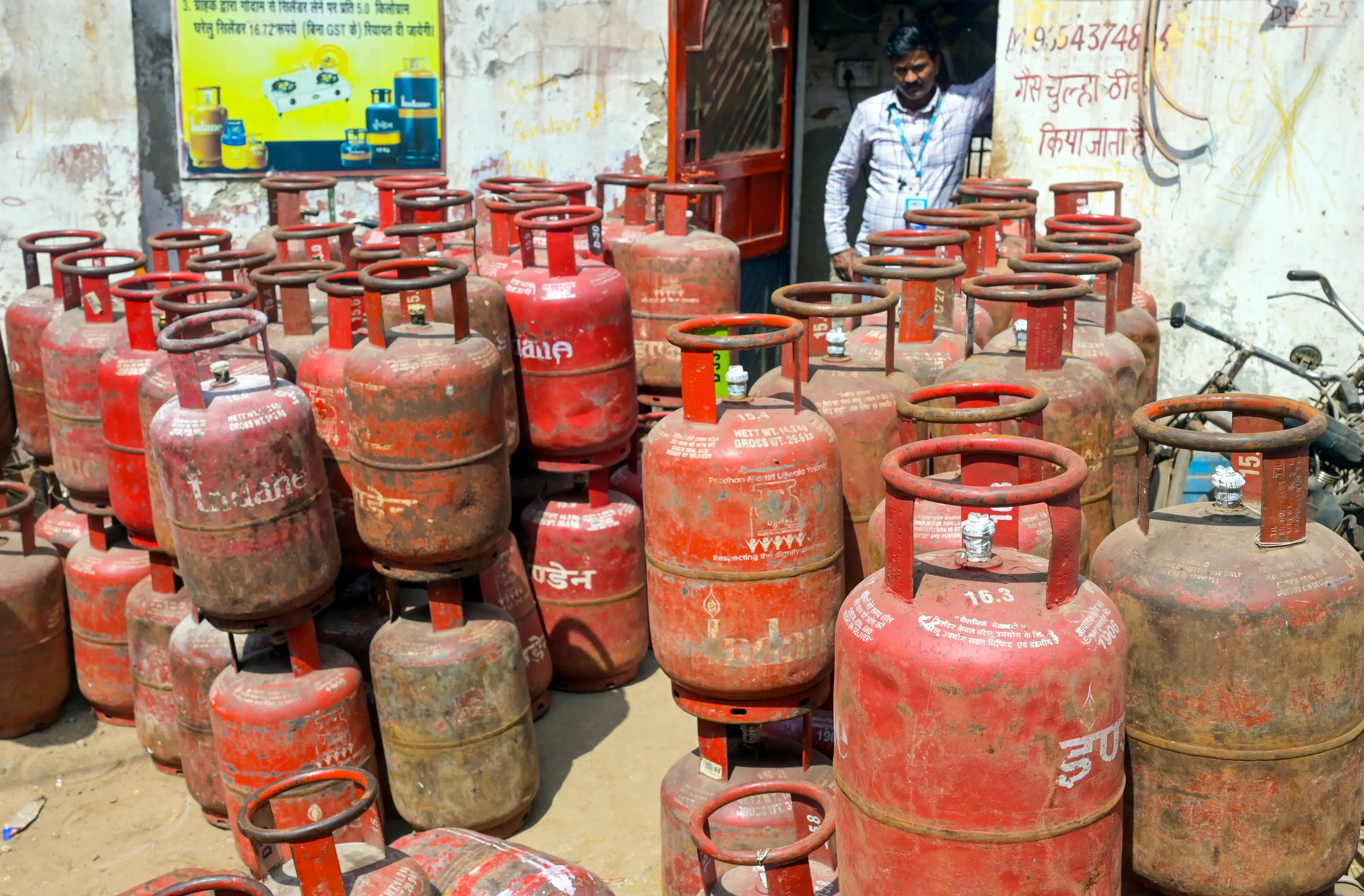 Government Reports 40%25 Surge in Domestic LPG Production Amid Supply Worries