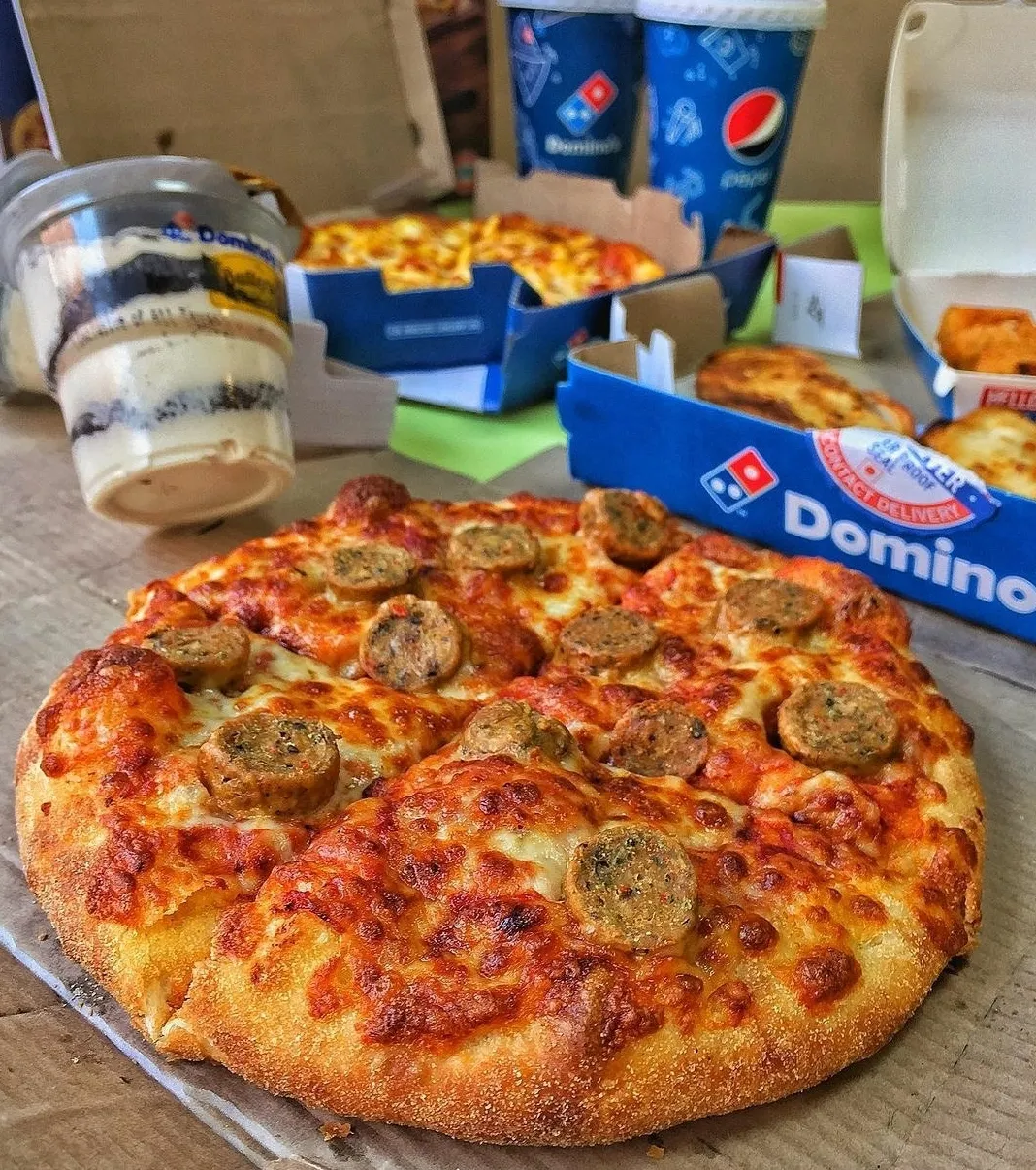 What Caused the 77% Decline in Domino’s Pizza India Operator Jubilant FoodWorks' Q4 Net Profit?