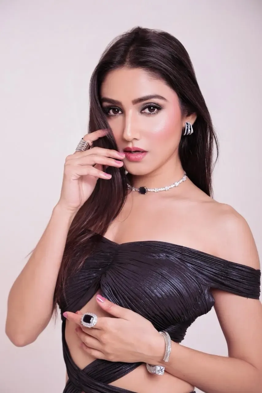Donal Bisht Shuts Down Cosmetic Surgery Speculations: True Beauty Comes from Within