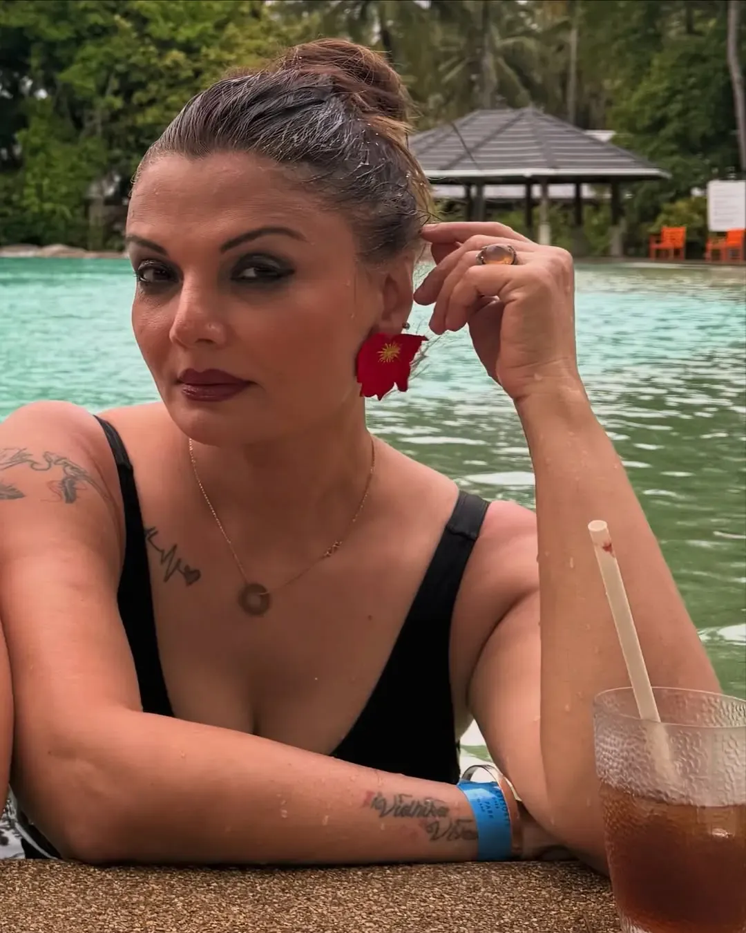 What Advice Did Deepshikha Nagpal Give Kunickaa Sadanand on Bigg Boss 19?