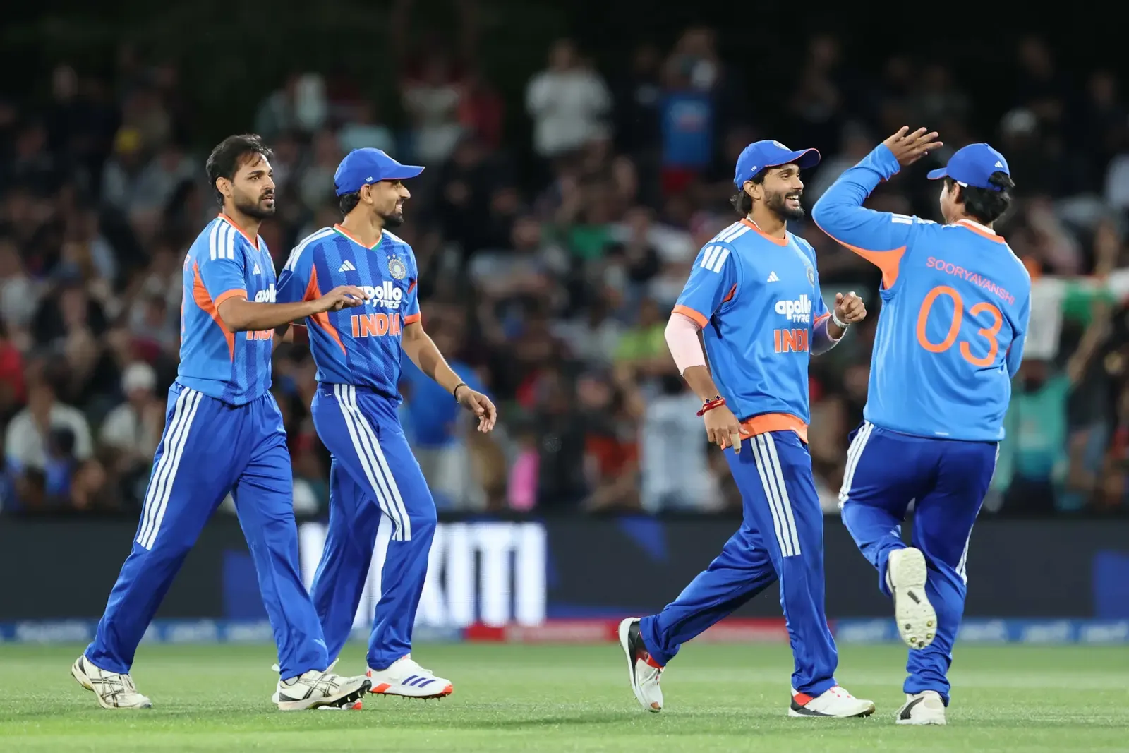 Morkel backs Bhuvneshwar after costly T20I returns: 'Don't chase, just be you'