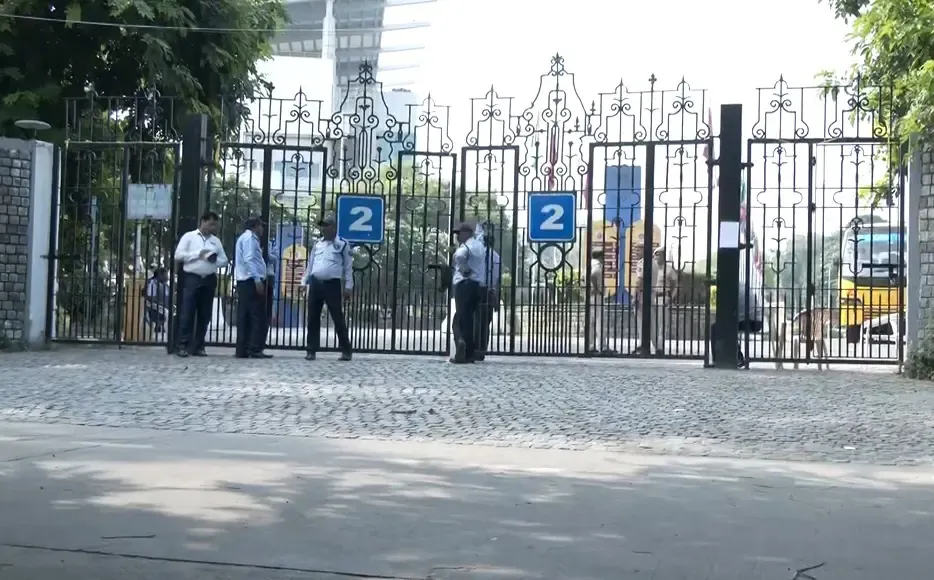क्या डूसू चुनाव की मतगणना में एबीवीपी-एनएसयूआई के बीच कड़ा मुकाबला है?