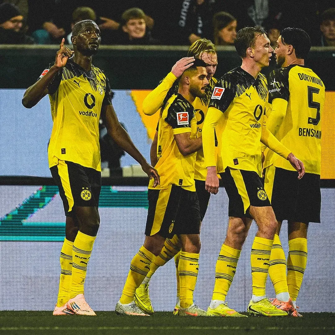 How Did Dortmund Extend Their Winning Streak Against Augsburg?