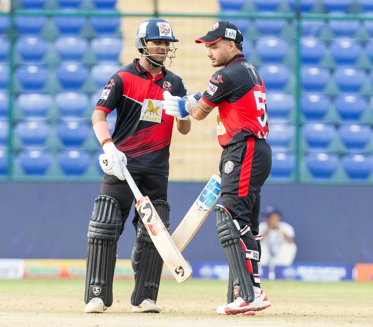 Can East Delhi Riders Achieve a Record Chase Against Outer Delhi Warriors?