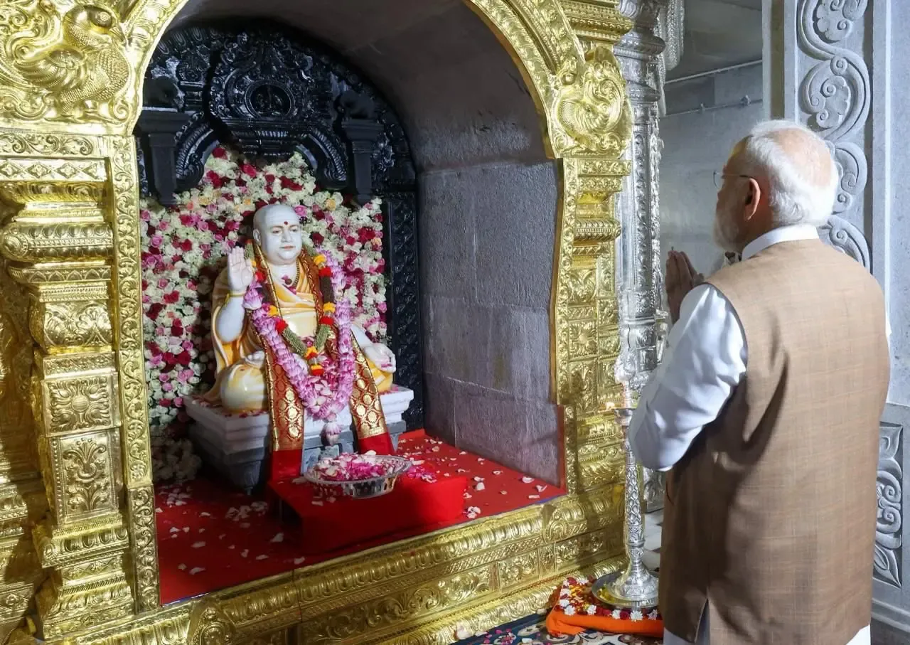 प्रधानमंत्री मोदी ने बाल गंगाधरनाथ महास्वामीजी के प्रयासों को सराहा