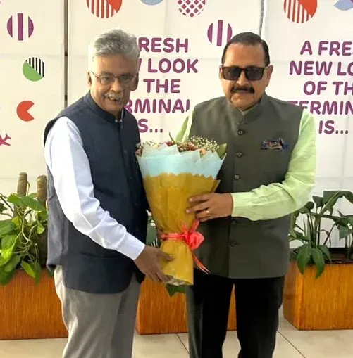 Dr. Jitendra Singh Arrives in Ahmedabad for Official Visit