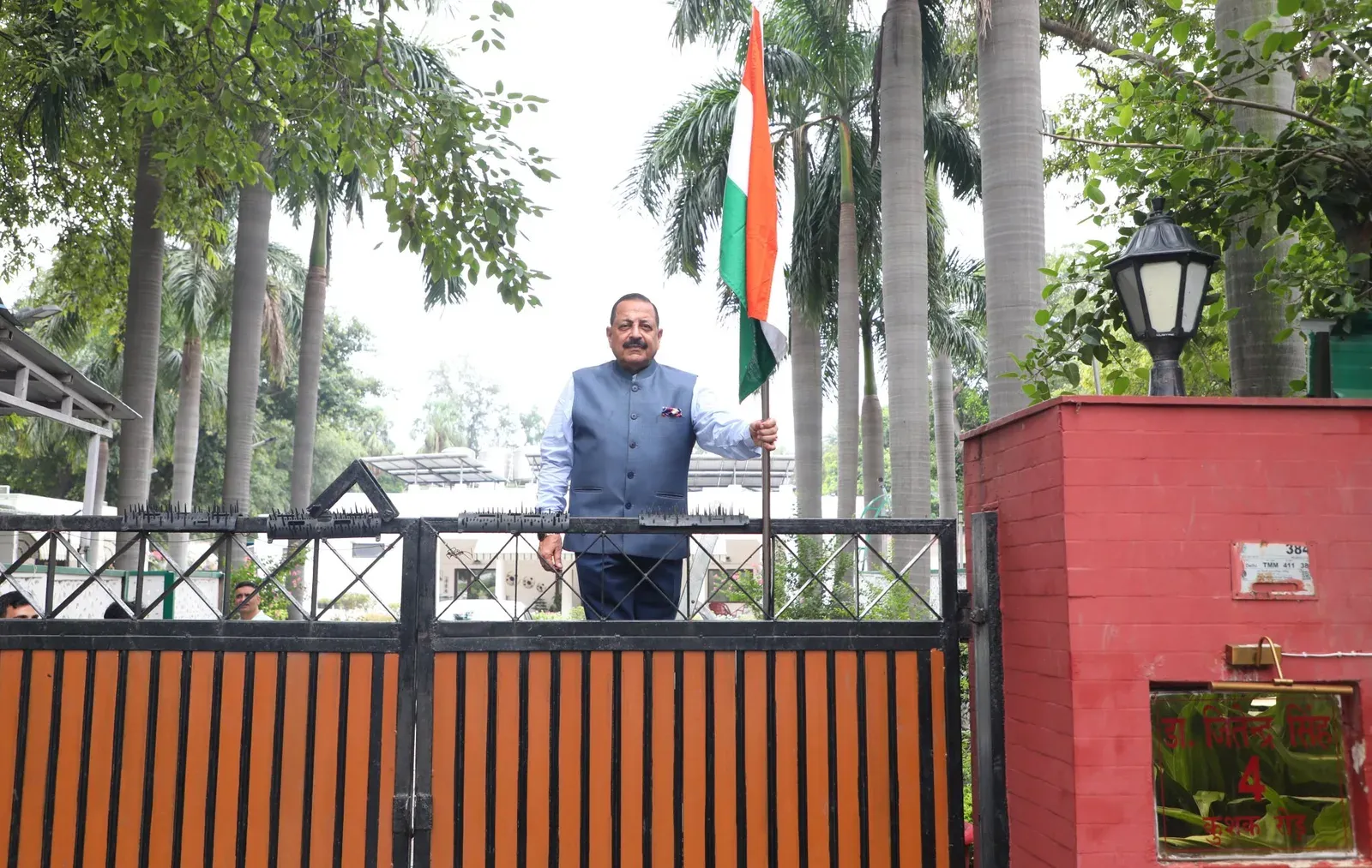 Dr. Jitendra Singh hoists Tiranga at Delhi home for Har Ghar Tiranga