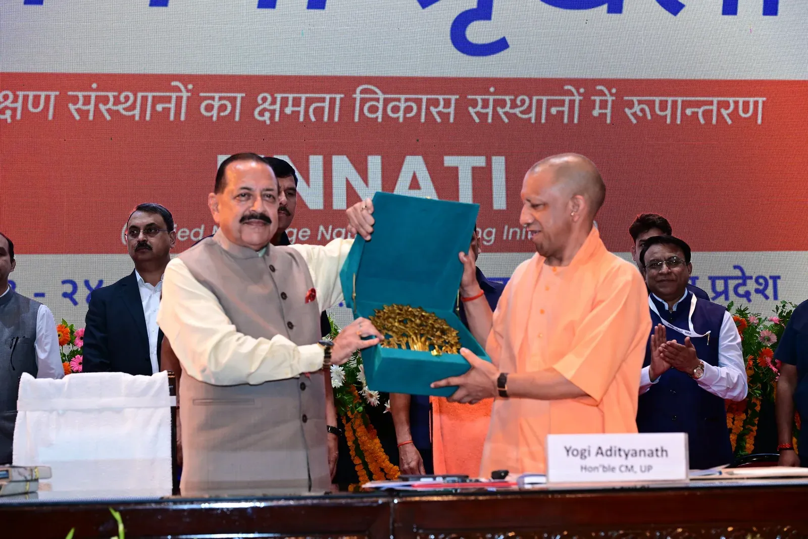 Dr. Jitendra Singh honours CM Yogi at CBC event in Lucknow