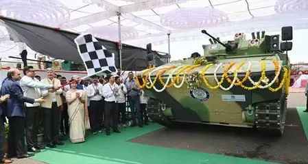 डीआरडीओ ने उन्नत बख्तरबंद प्लेटफॉर्म का अनावरण किया