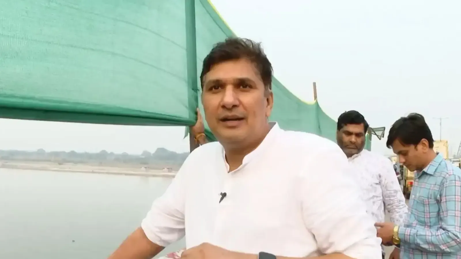 Yamuna dip row: AAP's Bhardwaj dares BJP MP Tiwari to drink Kalindi Kunj water