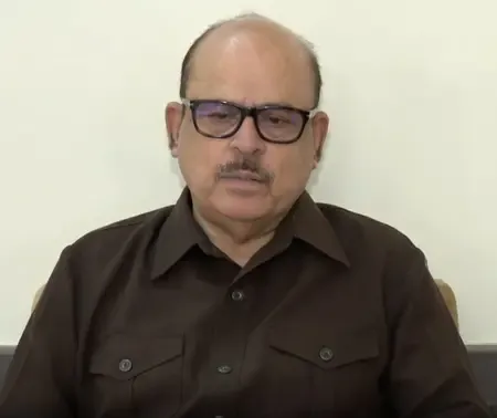भाजपा देश को पीछे धकेलना चाहती है, दुनिया आगे बढ़ रही है: तारिक अनवर