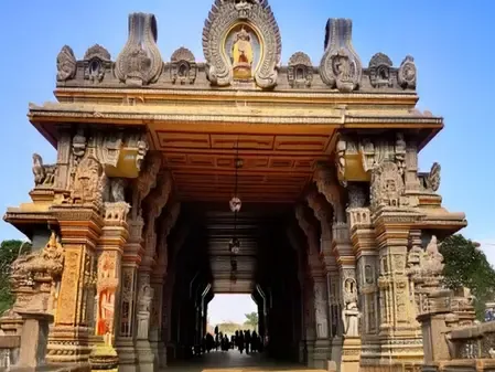 कलियुग का वैकुंठ वास है द्वारका तिरुमला मंदिर, घोर तपस्या के बाद स्वयं प्रकट हुए थे भगवान वेंकटेश्वर  