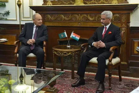 How are EAM Jaishankar and Arab League Chief Strengthening Cooperation?