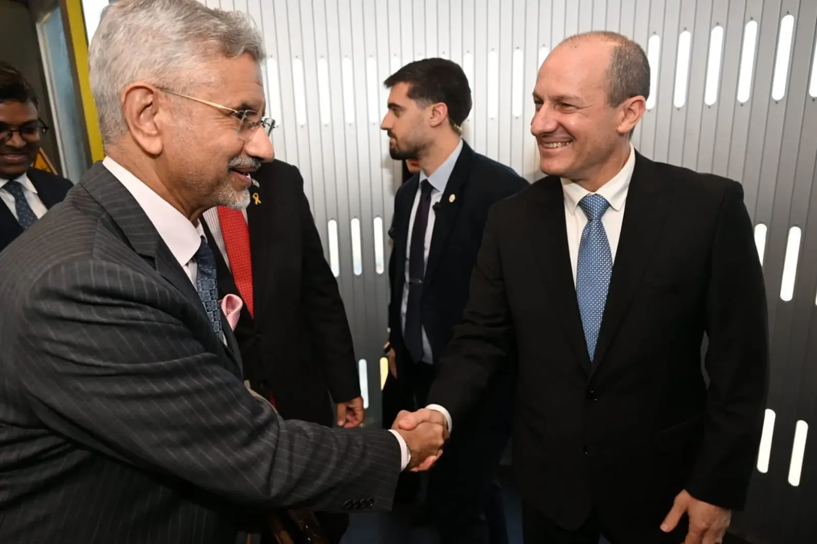 Did EAM Jaishankar Arrive in Israel to Discuss Important Matters with Gideon Sa'ar?