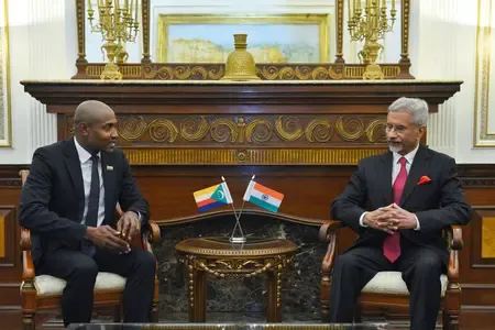 What Did EAM Jaishankar and Comoros' Mbae Mohamed Discuss Regarding Cooperation?