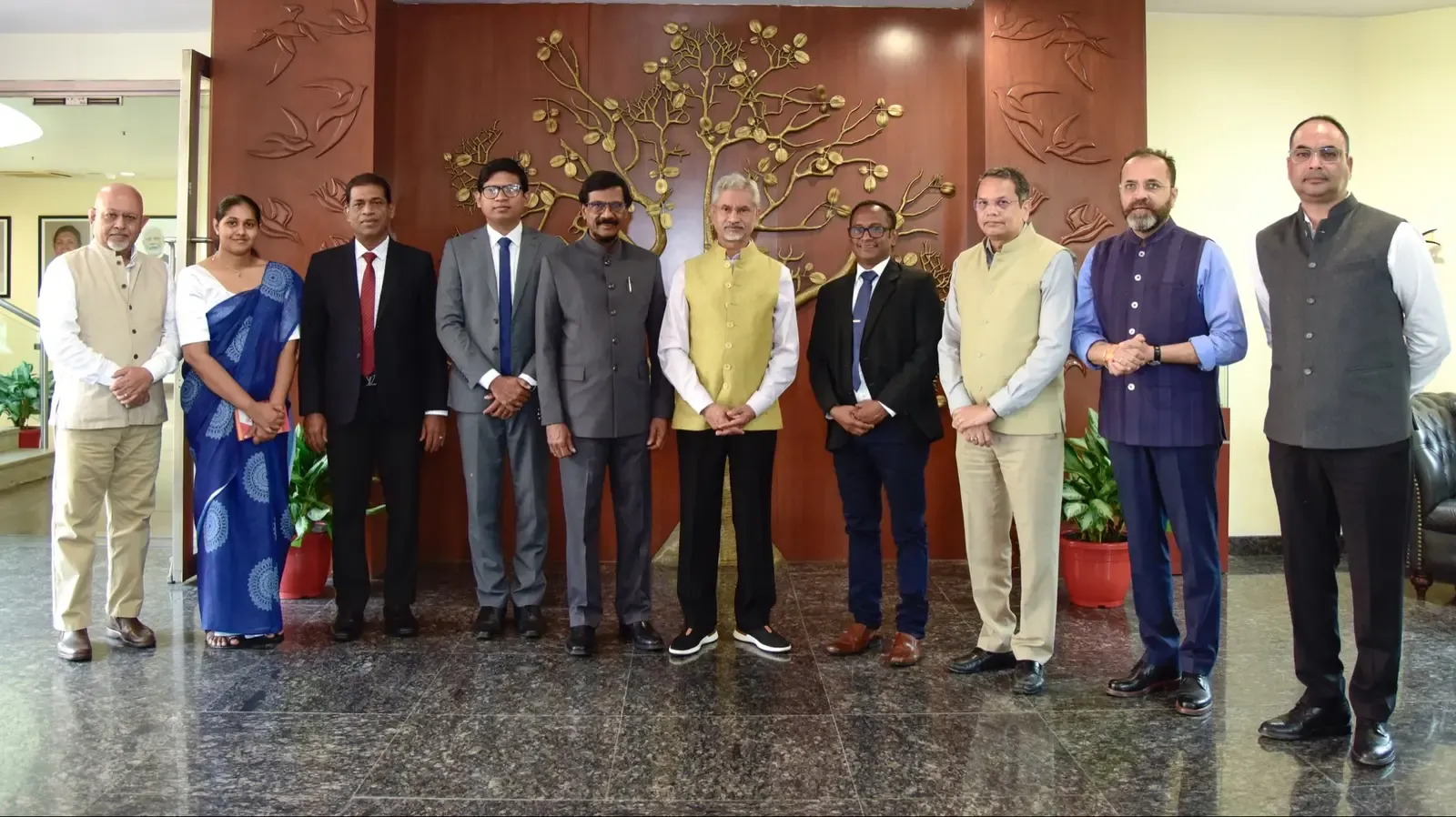Jaishankar meets JVP's Tilvin Silva, pledges India's support for Sri Lanka