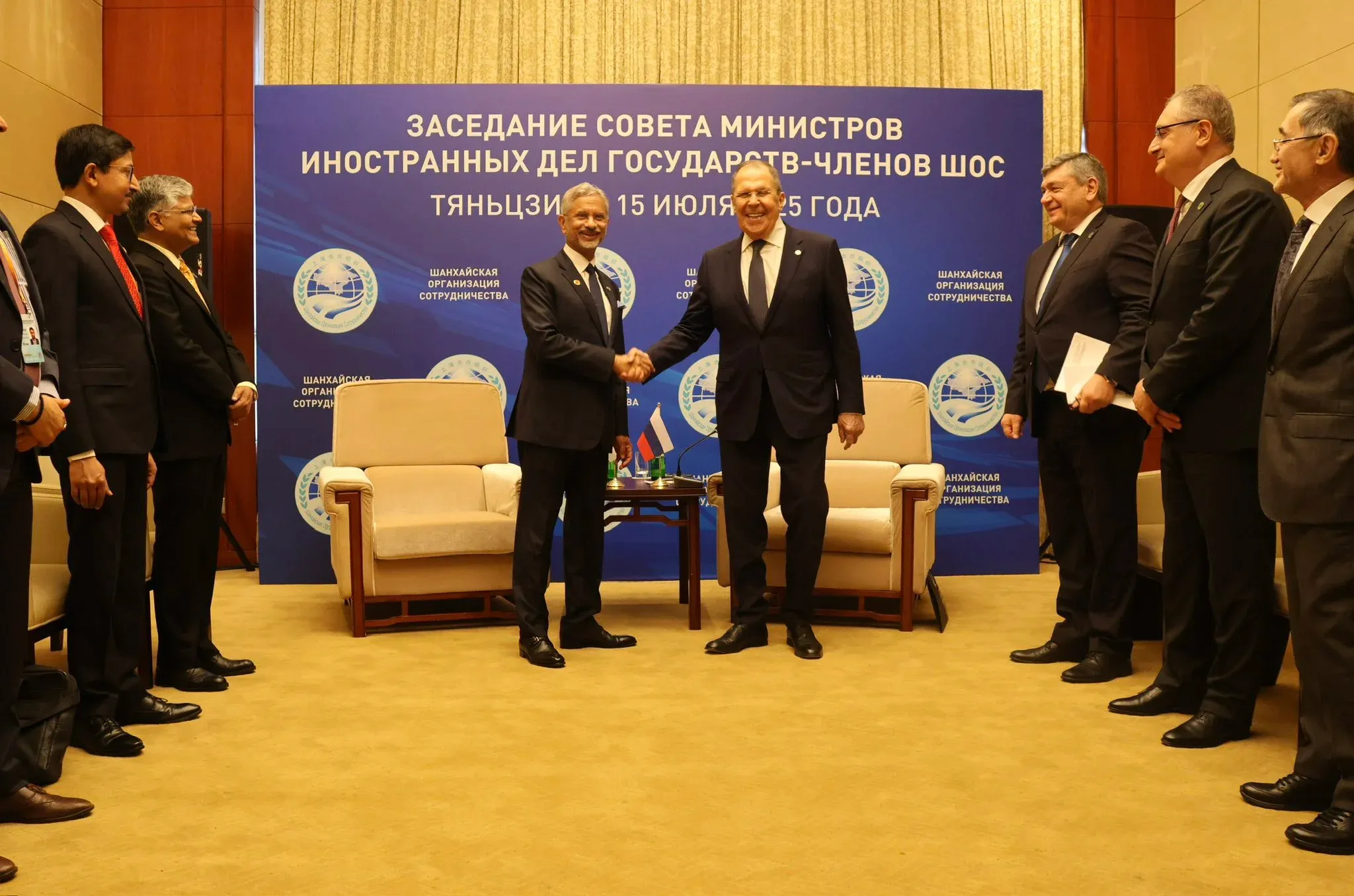 Did EAM Jaishankar Discuss Key Global Issues with Russia and Iran?