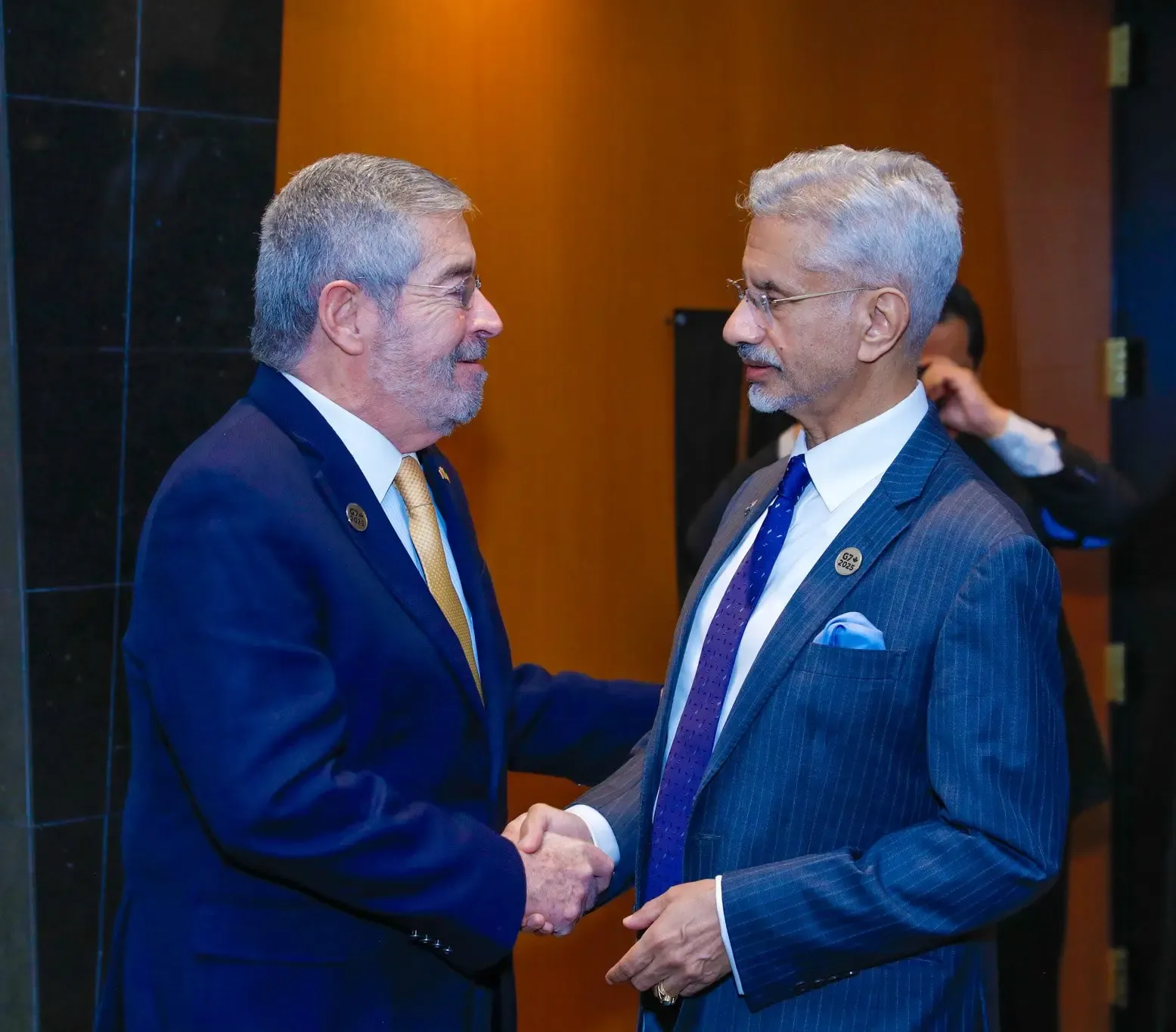 Did EAM Jaishankar Engage with Global Leaders at the G7 FM's Meeting in Canada?