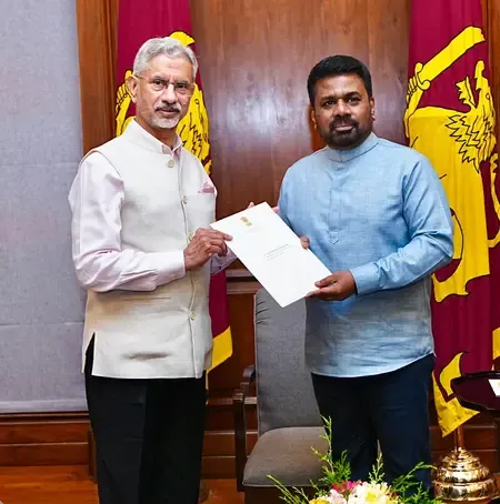 What Commitments Did EAM Jaishankar Make During His Meeting with Sri Lankan President Dissanayake?
