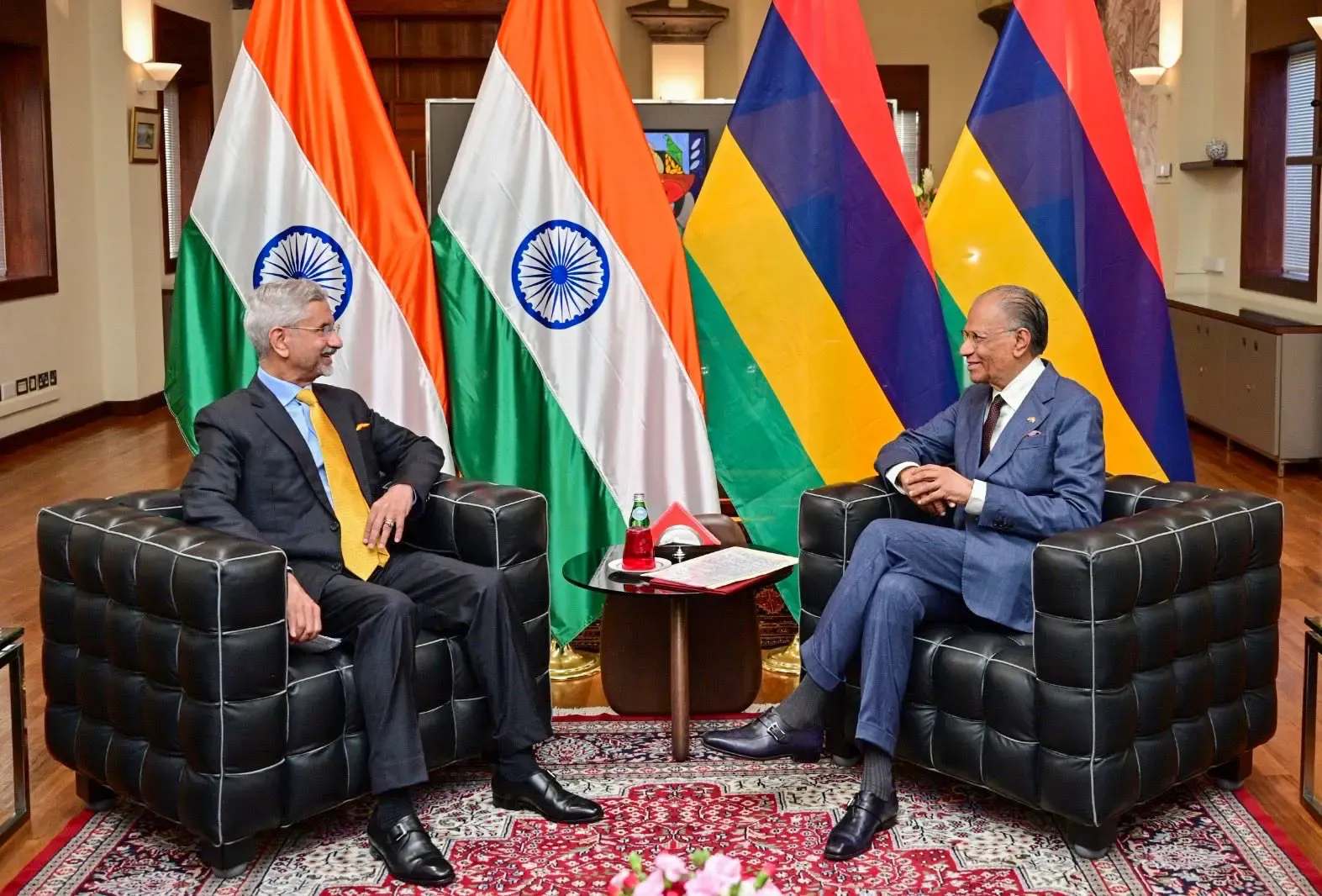 EAM Jaishankar Engages with Mauritius PM Ramgoolam, Showcases Bilateral Progress