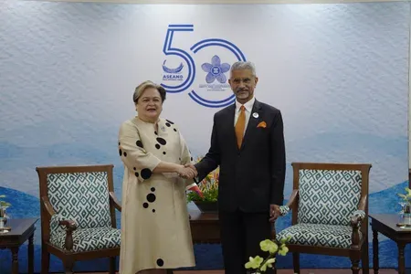 Jaishankar meets Philippines FM Lazaro in Manila, reviews Indo-Pacific tensions