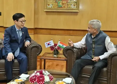 EAM Jaishankar and South Korea's Vice FM Explore Ways to Strengthen Strategic Ties
