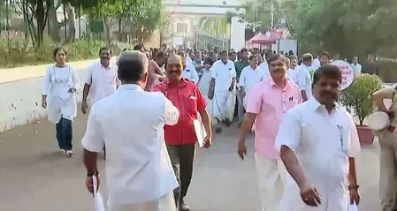 What Do Early Trends in Kerala Local Body Polls Reveal?