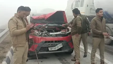 ईस्टर्न पेरीफेरल एक्सप्रेस-वे पर घने कोहरे के पहले ही दिन हुआ हादसा, दो अलग-अलग स्थानों पर टकराए कई वाहन