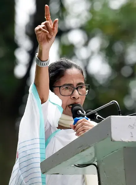 ECI splits Trinamool: Mamata faction gets 'Football Player', rival gets 'Envelope'