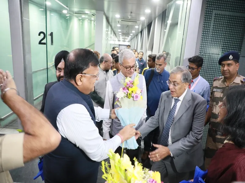 ECI Full Bench Conducts Two-Day Visit in Kolkata