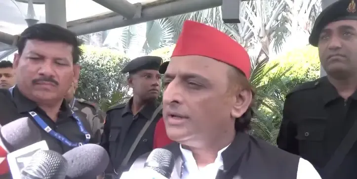 ECI not working under Constitution, Akhilesh Yadav alleges ahead of INDIA bloc march