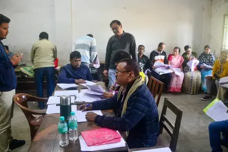 Did ECI Appoint 15 IAS and 10 IPS Officers from West Bengal as SROs for SIR in Other States?