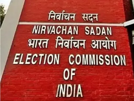 Why is the ECI Summoning Bengal CS to Delhi Over Election Officers' Suspension?