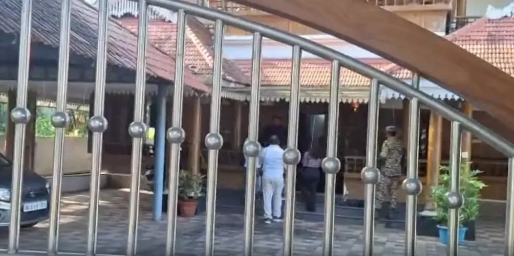 ED raids cooperative banks in Thrissur, Ernakulam, Kozhikode over ₹121 crore fraud