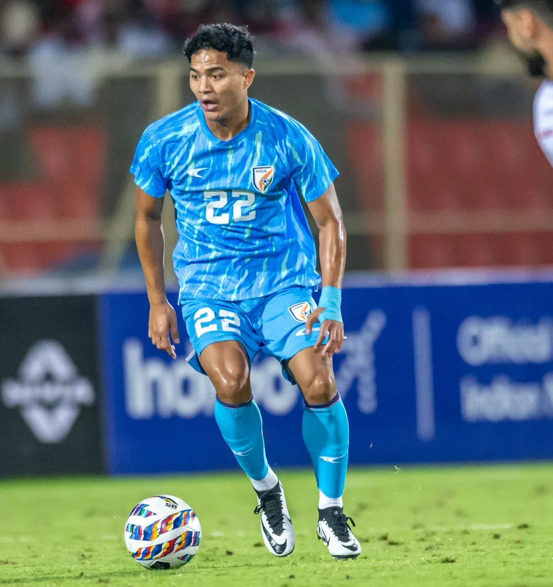 Who is Edmund Lalrindika's Replacement for Irfan Yadwad in the Squad for Thailand Friendlies?