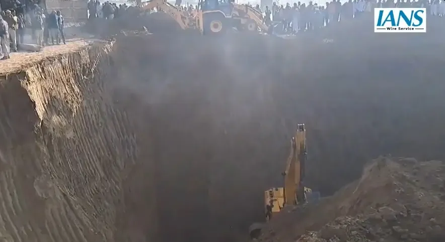 Efforts on to rescue 5-year-old trapped in borewell in Rajasthan's Dausa