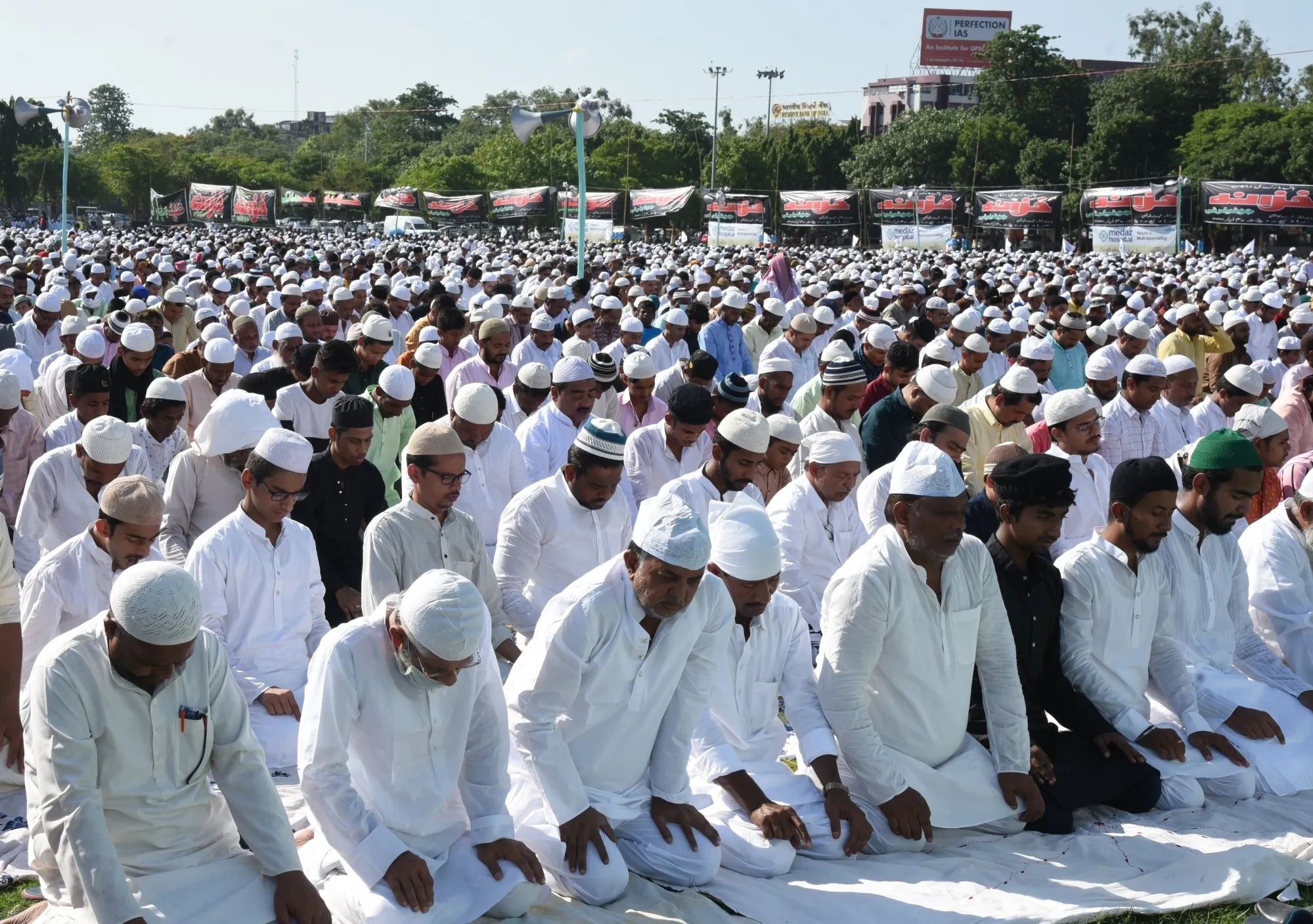 Eid al-Fitr Festivities in Bihar: Nishant Kumar's Unexpected Visit to Gandhi Maidan
