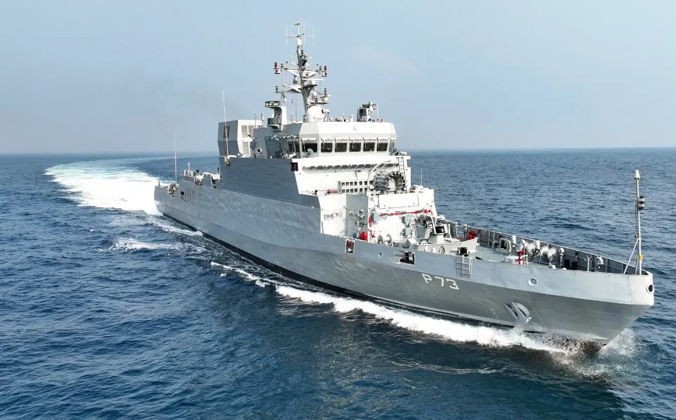 भारतीय नौसेना को एक ही दिन मिले तीन स्वदेशी युद्धपोत: गाइडेड मिसाइल फ्रिगेट, एंटी-सबमरीन क्राफ्ट और सर्वे वेसल