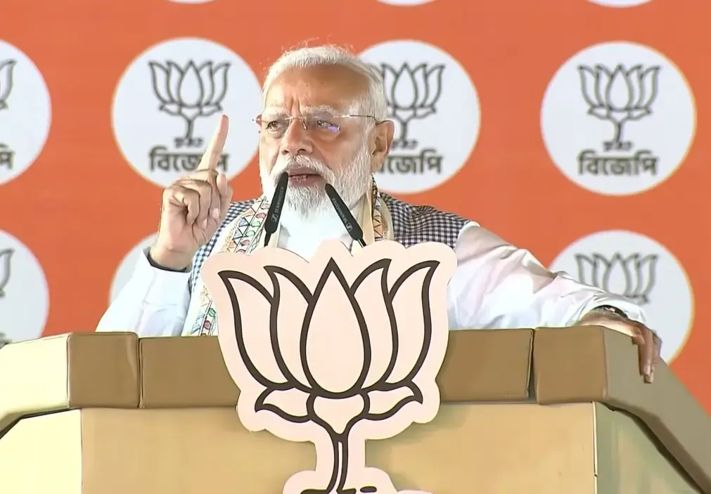बंगाल में टीएमसी का डर या भाजपा का भरोसा: पीएम मोदी का संदेश