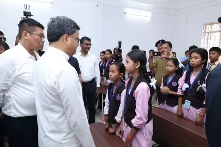 क्या एकलव्य स्कूल आदिवासी संस्कृति का संरक्षण करते हुए गुणवत्तापूर्ण शिक्षा देंगे?: त्रिपुरा के मुख्यमंत्री