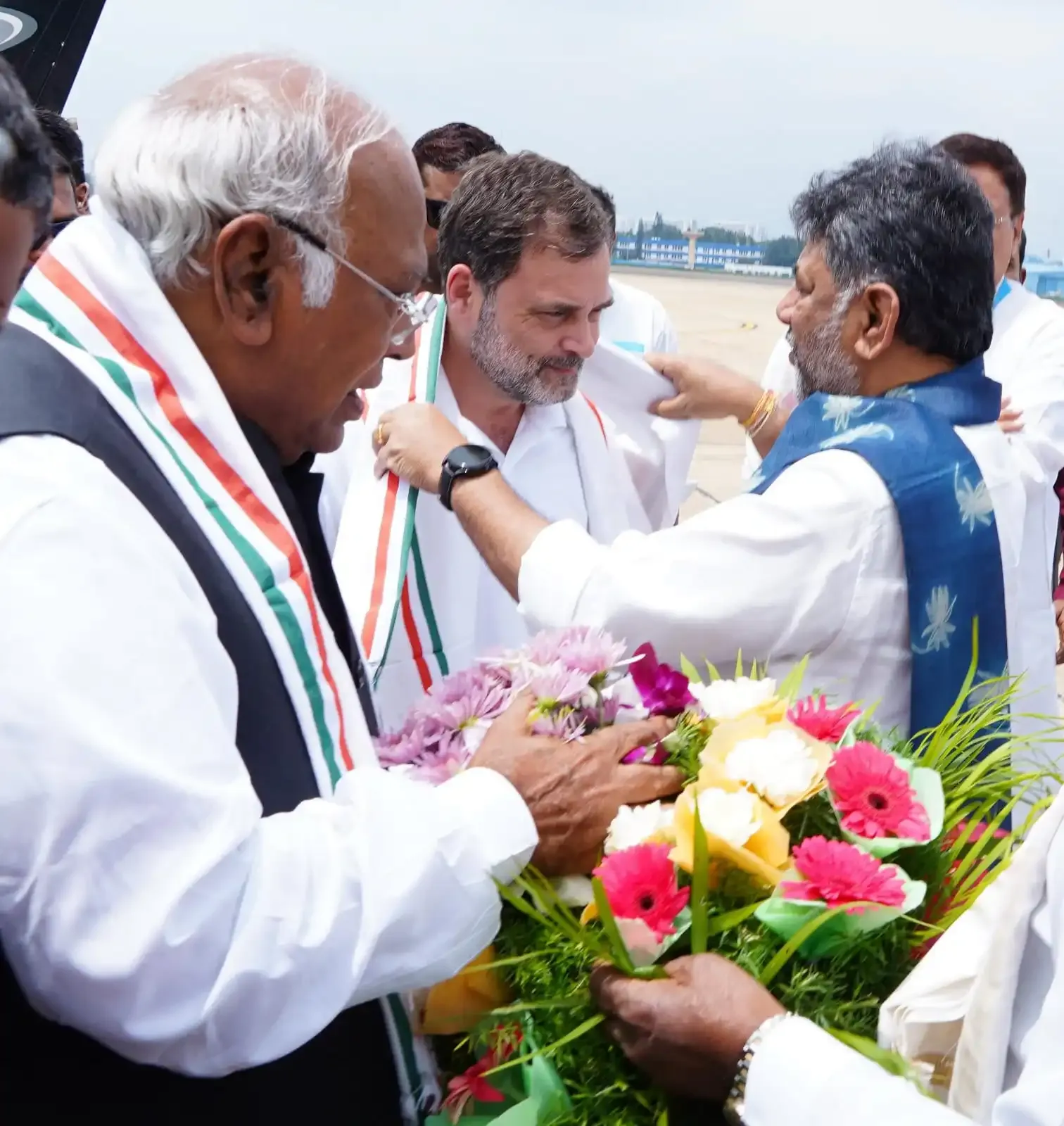 Is Election Fraud Behind the Protests? Rahul Gandhi's Arrival in B'luru Raises Questions