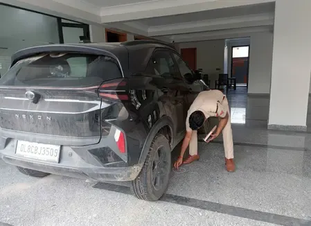 एल्विश यादव के घर पर फायरिंग करने वाला शूटर फरीदाबाद से गिरफ्तार