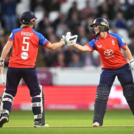 England beat India by 6 wickets, clinch T20I series 2-1 in Taunton