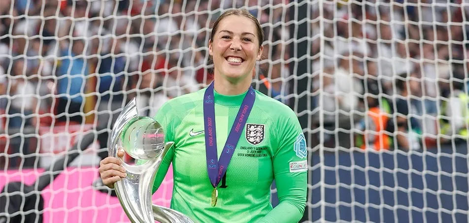 Why Did England Goalkeeper Mary Earps Choose to Retire from International Duty Ahead of Euro 2025?