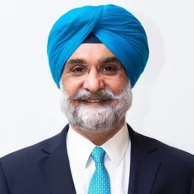 Delhi L-G T.S. Sandhu inspects Bonta Park lighting, orders well-lit public spaces for women's safety